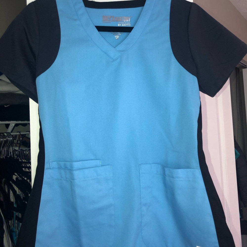 Greys Anatomy scrub top